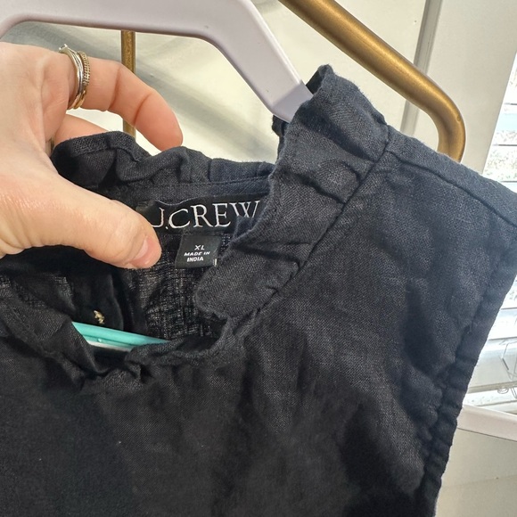 J. Crew Black Ruffle Neck Sleeveless Linen Blouse Size XL EUC - Picture 2 of 4